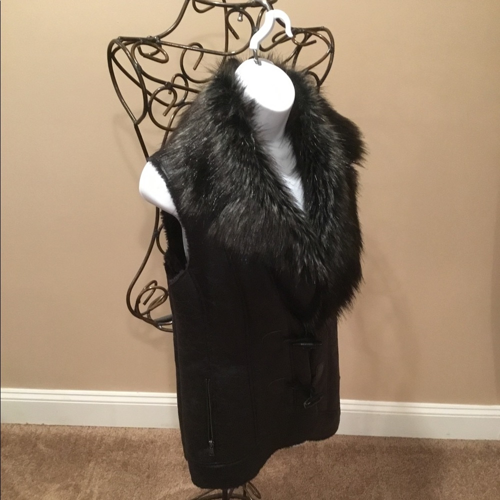 GUESS VEST - Picture 7 of 13